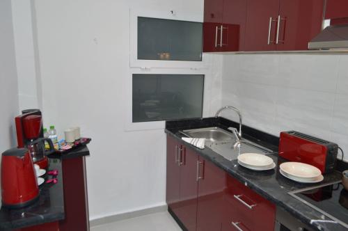 suite_familiale_kitchen_anezi_tower_hotel_dsc_8355